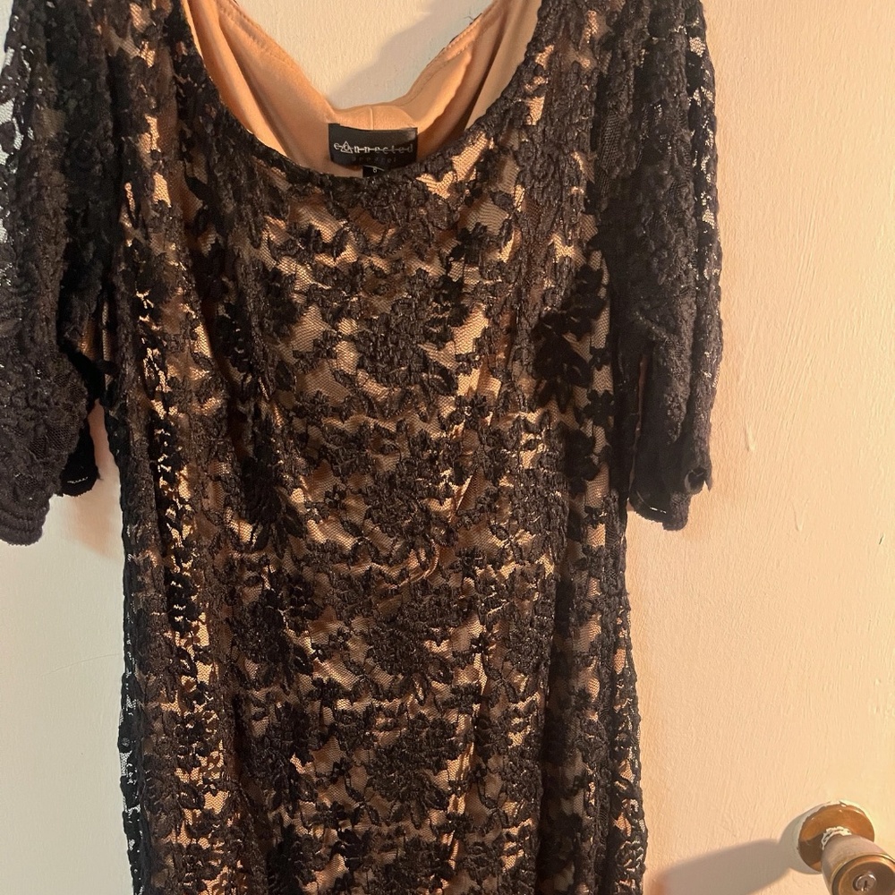 Connected Apparel Sleek Black Lace Dress